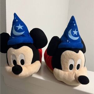 NWOT Disney Official Mickey Mouse Slippers Size 9